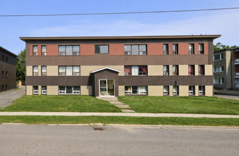 850 Clarence Street, North Bay, ON — purchased by Madigan Properties